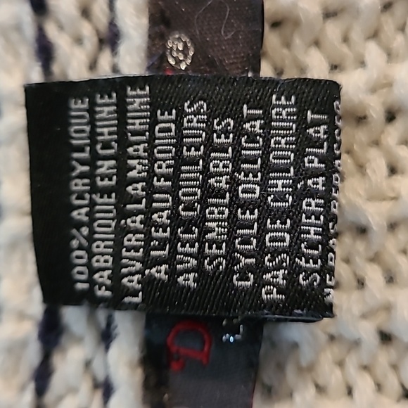 DEVOTED LUXURY APPAREL Knit Short Sleeved Cardigan, Size Medium - Picture 12 of 13